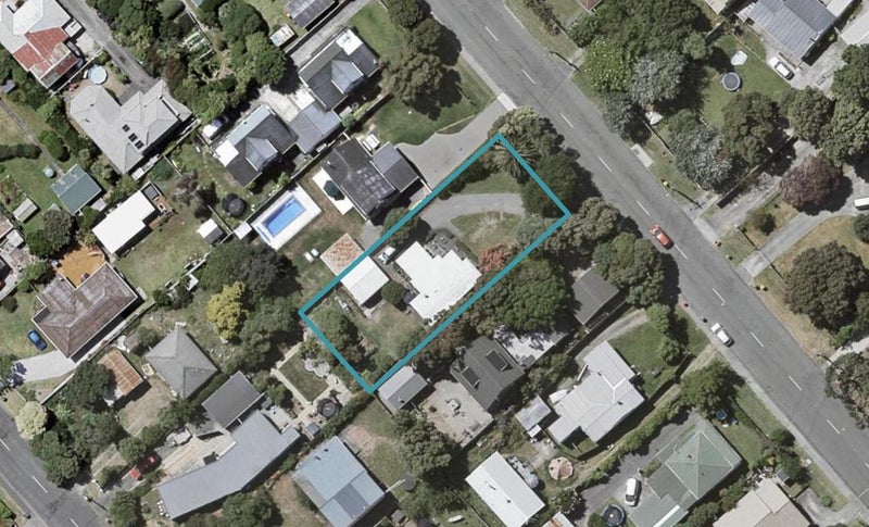 10 Ngapotiki Street, Paraparaumu Beach, Paraparaumu - Carousel 1