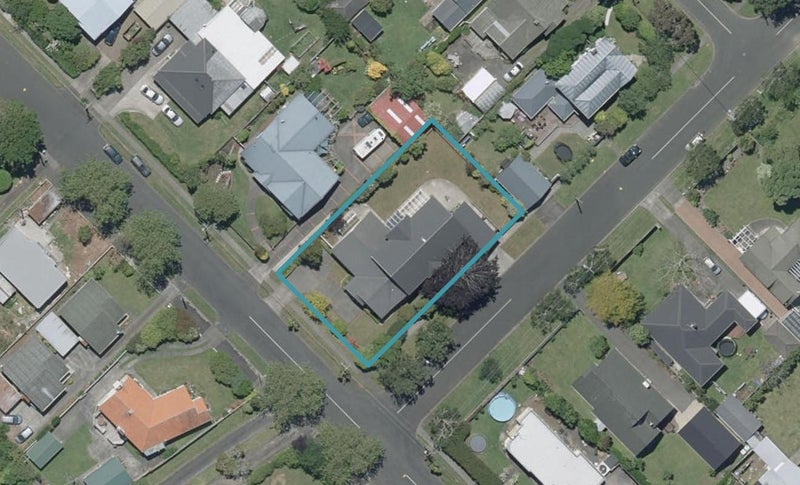 10 Peakes Road, Saint Johns Hill, Whanganui - Carousel 1