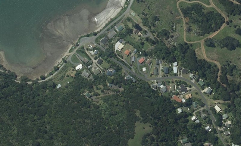 10 Kowhai Drive, Te Kouma, Coromandel - Carousel 1