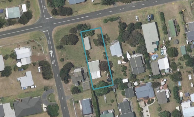 8 Wharfdale Crescent, Mangawhai Heads, Mangawhai - Carousel 1
