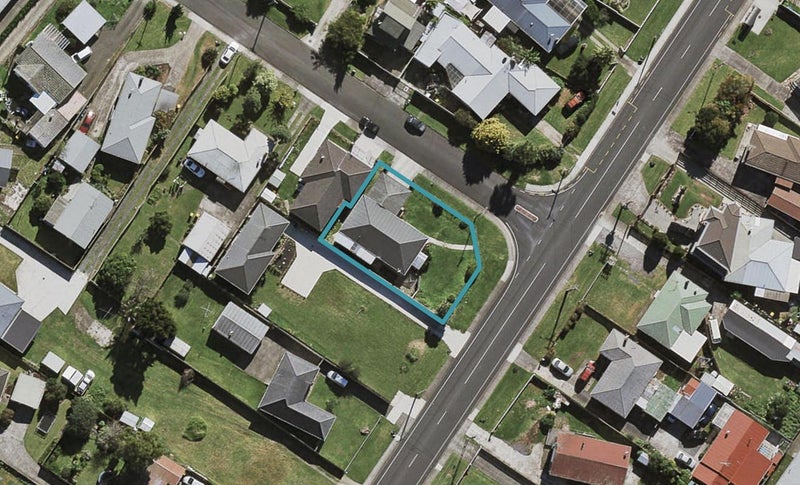 24 Pembroke Street, Papatoetoe, Auckland - Carousel 1