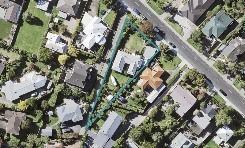 77 Beach Road, Mellons Bay, Auckland - Carousel 1