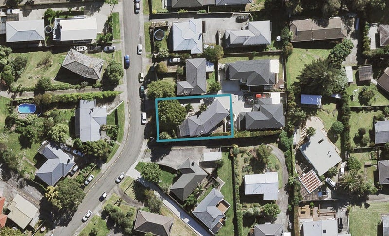 17A Ludlow Terrace, Totara Vale, Auckland - Carousel 1