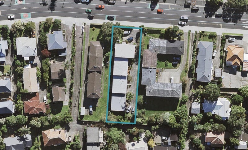 4/240 Onewa Road, Birkenhead, Auckland - Carousel 1