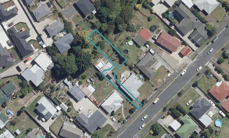 3/15 Greta Street, Glenview, Hamilton - Carousel 1