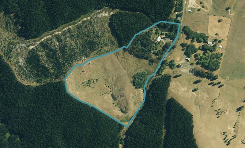 1668 Kahuranaki Road, Kahuranaki, Havelock North - Carousel 1