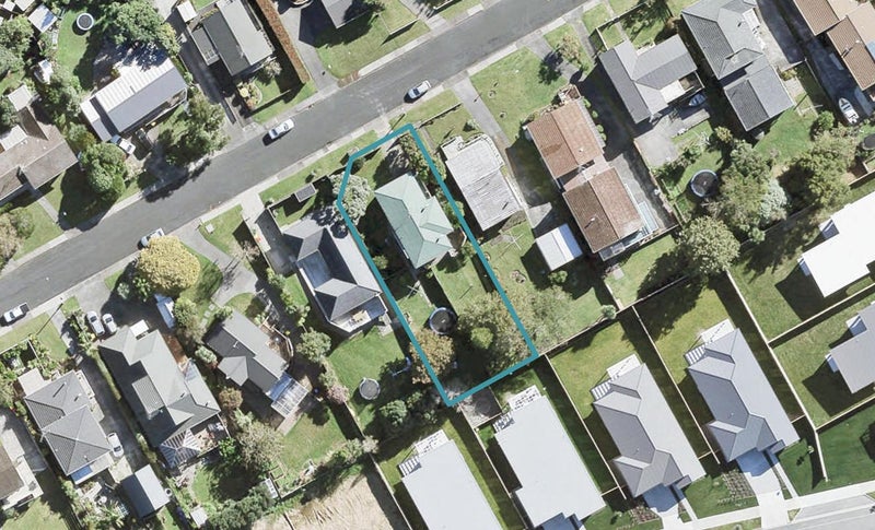 23 Albatross Road, Red Beach, Red Beach - Carousel 1