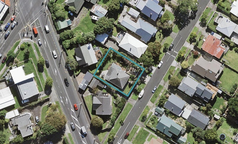 29 Columbia Road, Sandringham, Auckland - Carousel 1