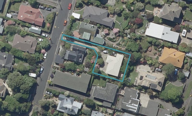 11 Bruce Street, Roslyn, Dunedin - Carousel 1