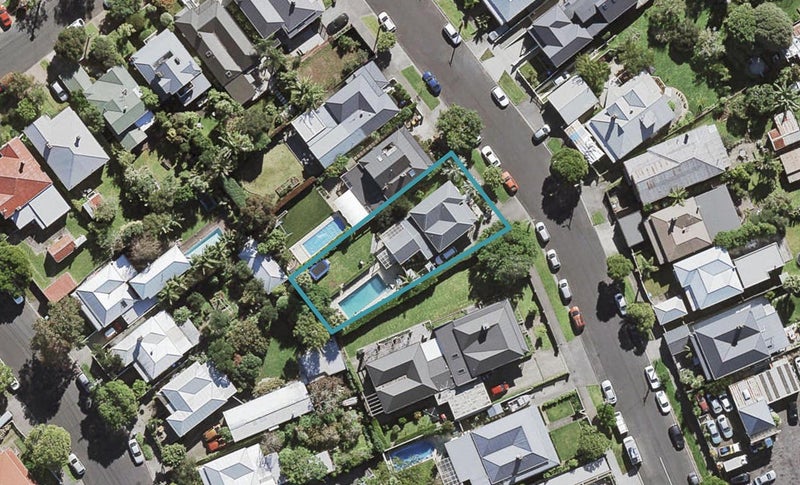 8 Harcourt Street, Grey Lynn, Auckland - Carousel 1