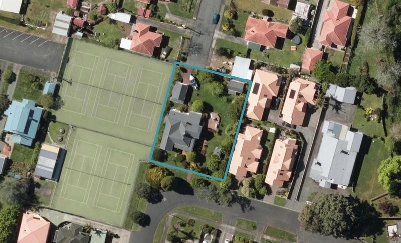 113 Hatea Drive, Regent, Whangarei - Carousel 1