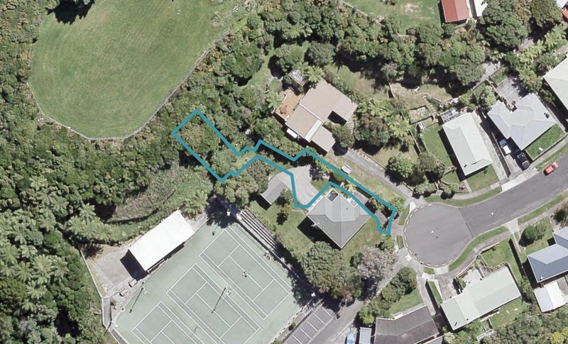 11D Barberry Grove, Maungaraki, Lower Hutt - Carousel 1