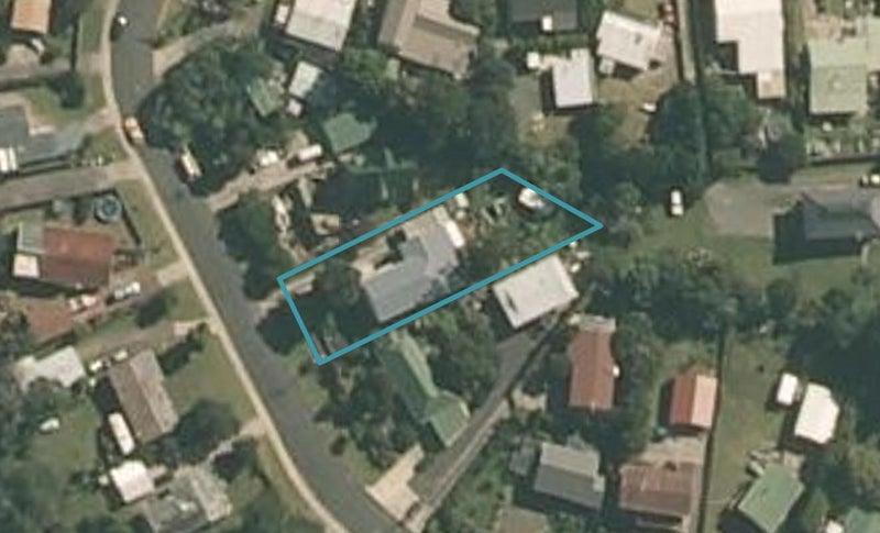 17 Hammond Avenue, Hatfields Beach, Orewa - Carousel 1
