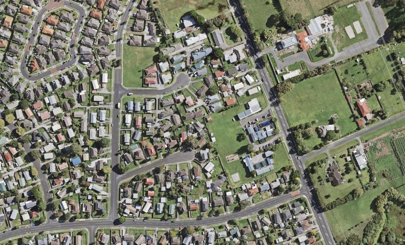 14D Massine Place, Randwick Park, Auckland - Carousel 1