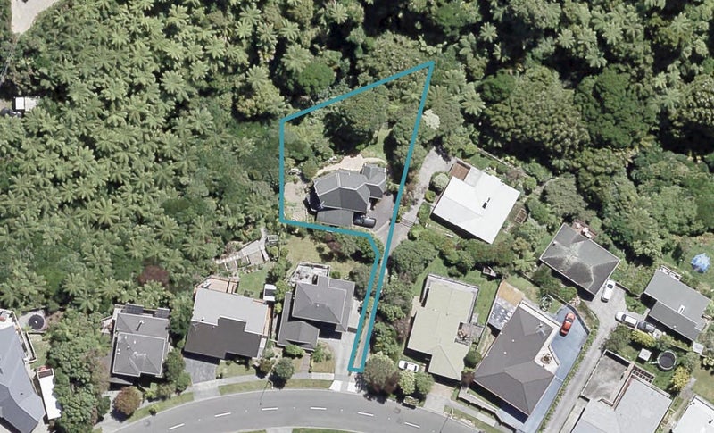 134 Tirohanga Road, Tirohanga, Lower Hutt - Carousel 1