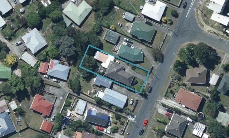 49 Fantame Street, Cannons Creek, Porirua - Carousel 1