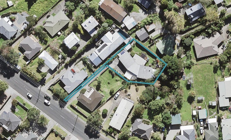 113A Rangatira Road, Beach Haven, Auckland - Carousel 1