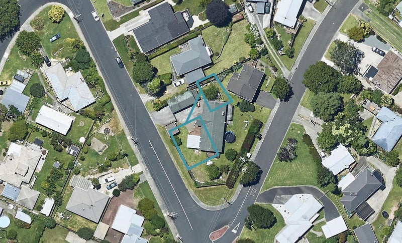 7 Robson Court, Gate Pa, Tauranga - Carousel 1