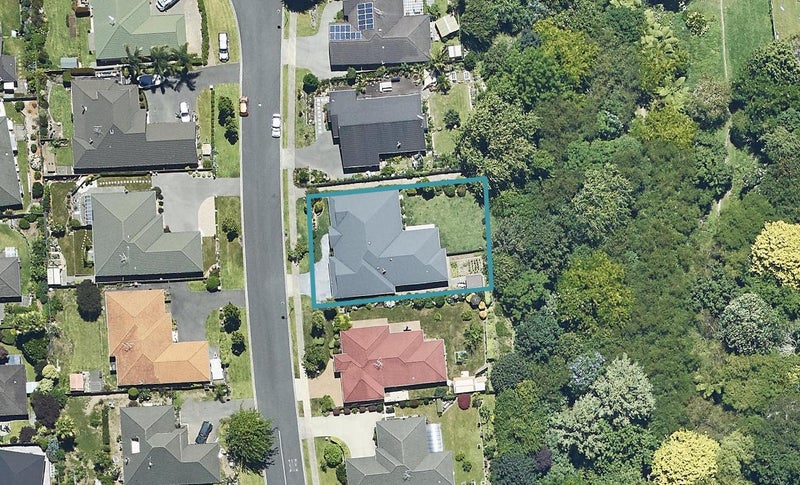 38 Honeysuckle Lane, Ohauiti, Tauranga - Carousel 1