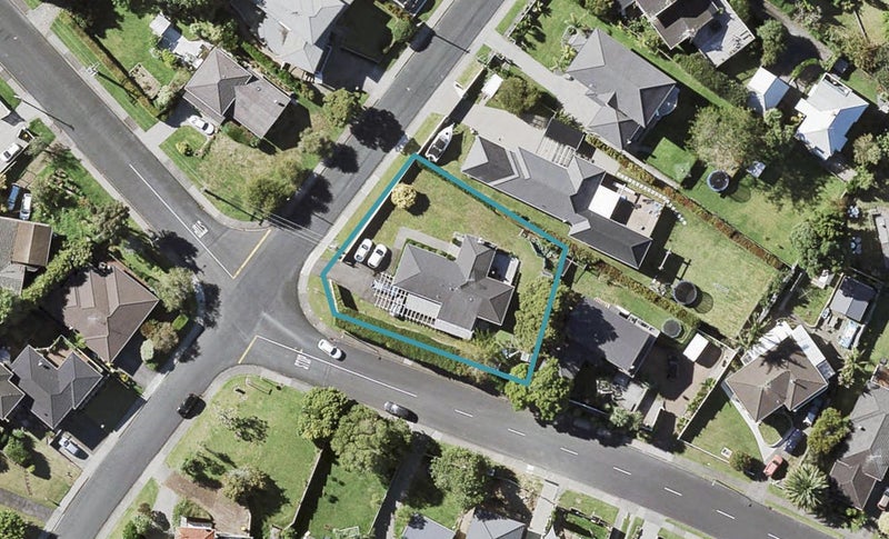 60 Alexander Street, Cockle Bay, Auckland - Carousel 1