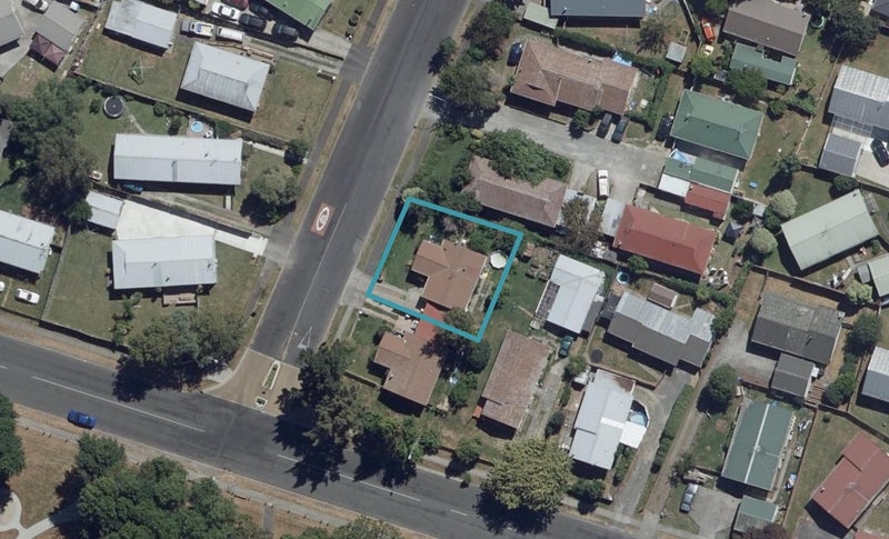 35 Lethborg Street, Dinsdale, Hamilton - Carousel 1