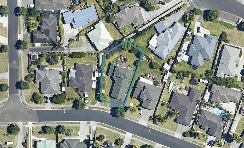 30 Corinth Grove, Papamoa Beach, Papamoa - Carousel 1