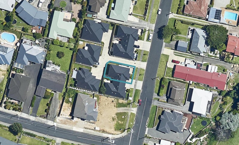 34 Landscape Road, Otumoetai, Tauranga - Carousel 1