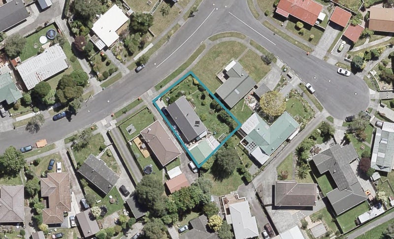 48 Larchmont Grove, Totara Park, Upper Hutt - Carousel 1