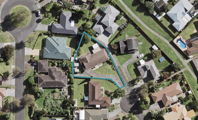 14 Jessika Place, Conifer Grove, Takanini - Carousel 1