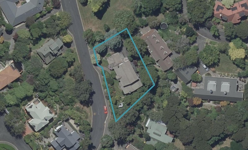 14 Garden Place, Glenleith, Dunedin - Carousel 1