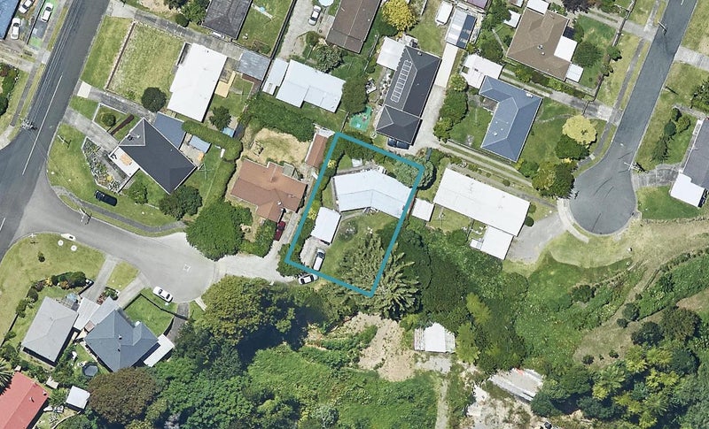4 Wylie Street, Gate Pa, Tauranga - Carousel 1