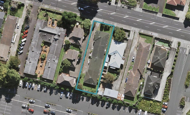 2/669 Mount Albert Road, Royal Oak, Auckland - Carousel 1