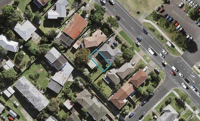 16C Sunnybrae Road, Hillcrest, Auckland - Carousel 1