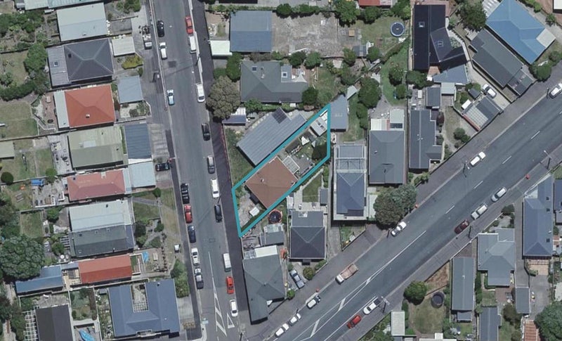 205 Sutherland Road, Lyall Bay, Wellington - Carousel 1