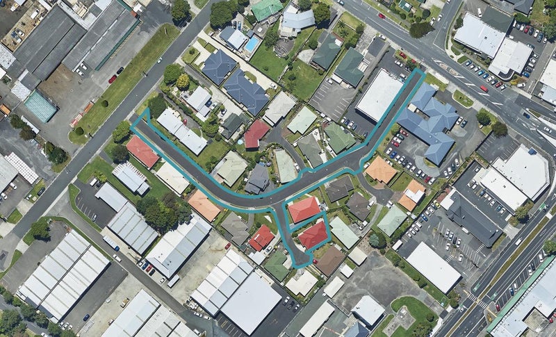 18A Racecourse Way, Gate Pa, Tauranga - Carousel 1
