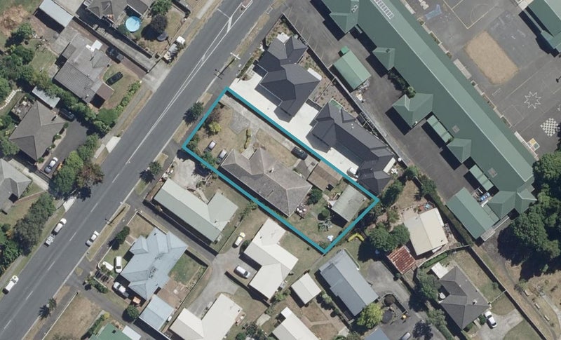 73 Storey Avenue, Forest Lake, Hamilton - Carousel 1