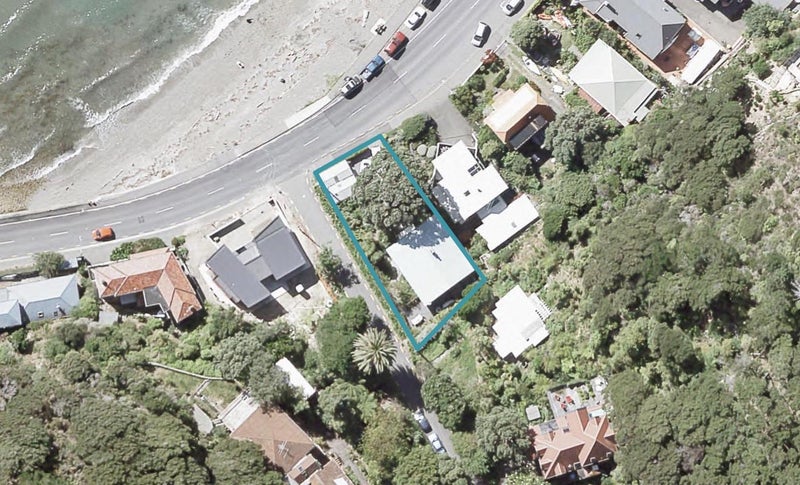 622 Marine Drive, Days Bay, Lower Hutt - Carousel 1
