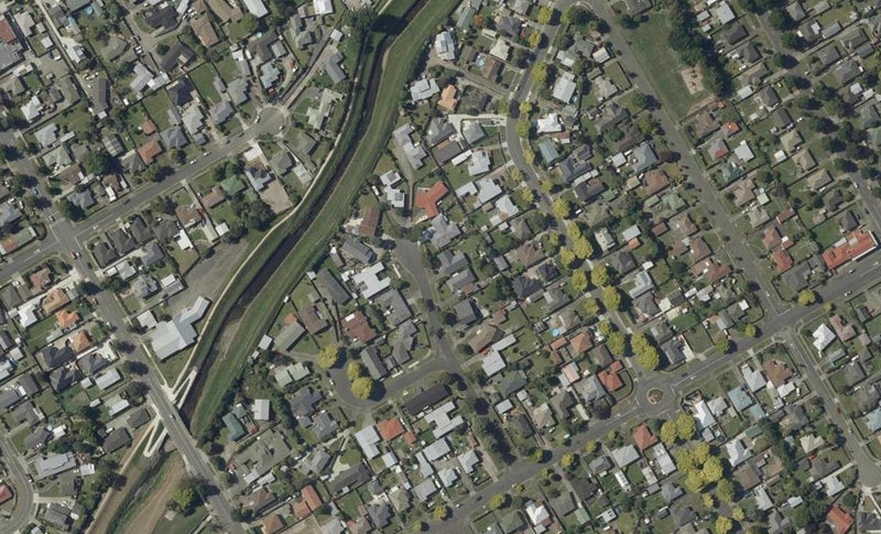 14 Hollows Crescent, Takaro, Palmerston North - Carousel 1