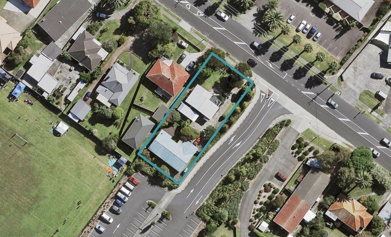 1/78 Swanson Road, Henderson, Auckland - Carousel 1