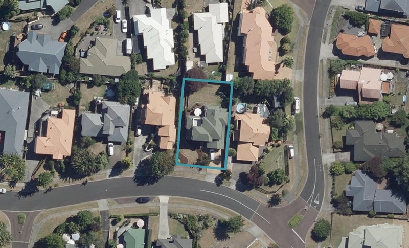 10 Greenfield Drive, Western Heights, Hamilton - Carousel 1