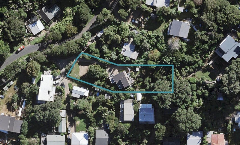 6 Glen Brook Road, Omiha, Waiheke Island - Carousel 1