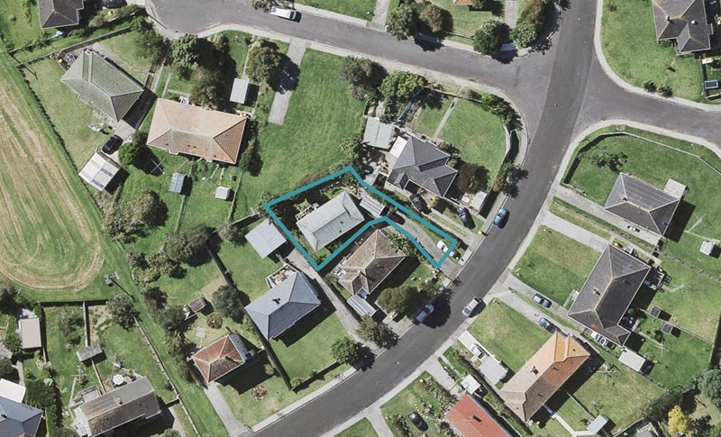 37A Philomel Crescent, Bayswater, Auckland - Carousel 1