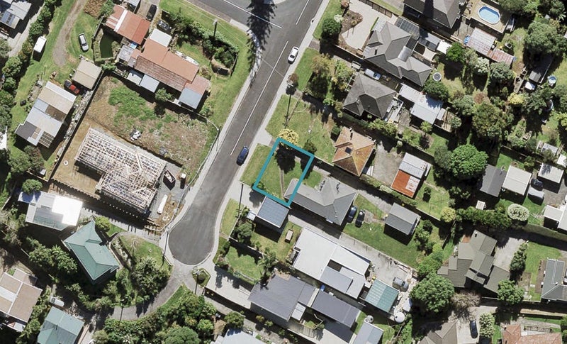 14D River Road, Te Atatu Peninsula, Auckland - Carousel 1