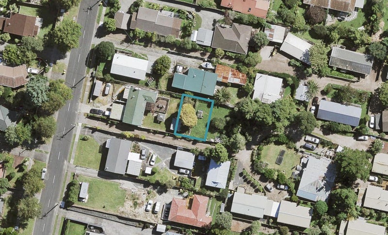 70D Woodglen Road, Glen Eden, Auckland - Carousel 1