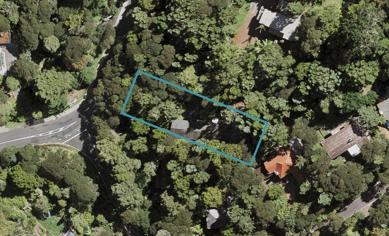136 Konini Road, Titirangi, Auckland - Carousel 1