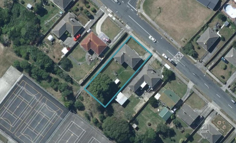 36 Mckillop Street, Ranui, Porirua - Carousel 1