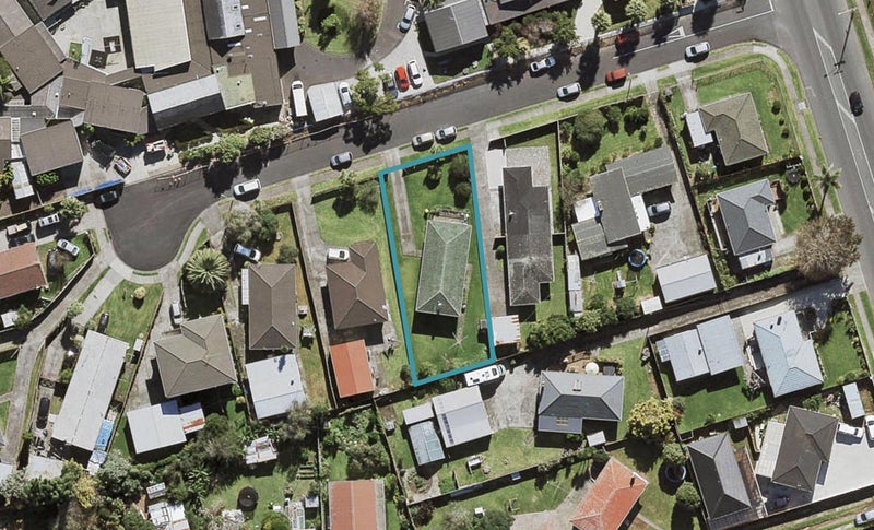 8 Bingara Place, Favona, Auckland - Carousel 1