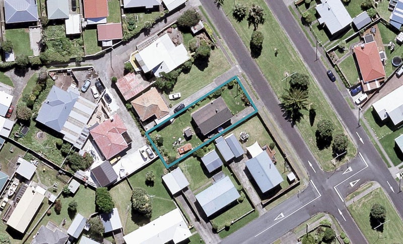 137 Broadway, Waitara, Waitara - Carousel 1