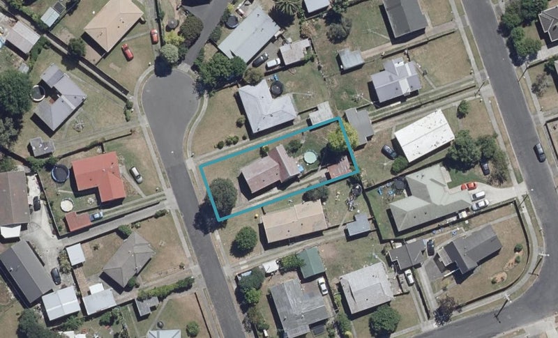 6 Lydiard Place, Chartwell, Hamilton - Carousel 1