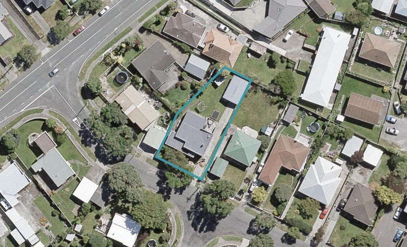 3 Russell Street, Waterloo, Lower Hutt - Carousel 1